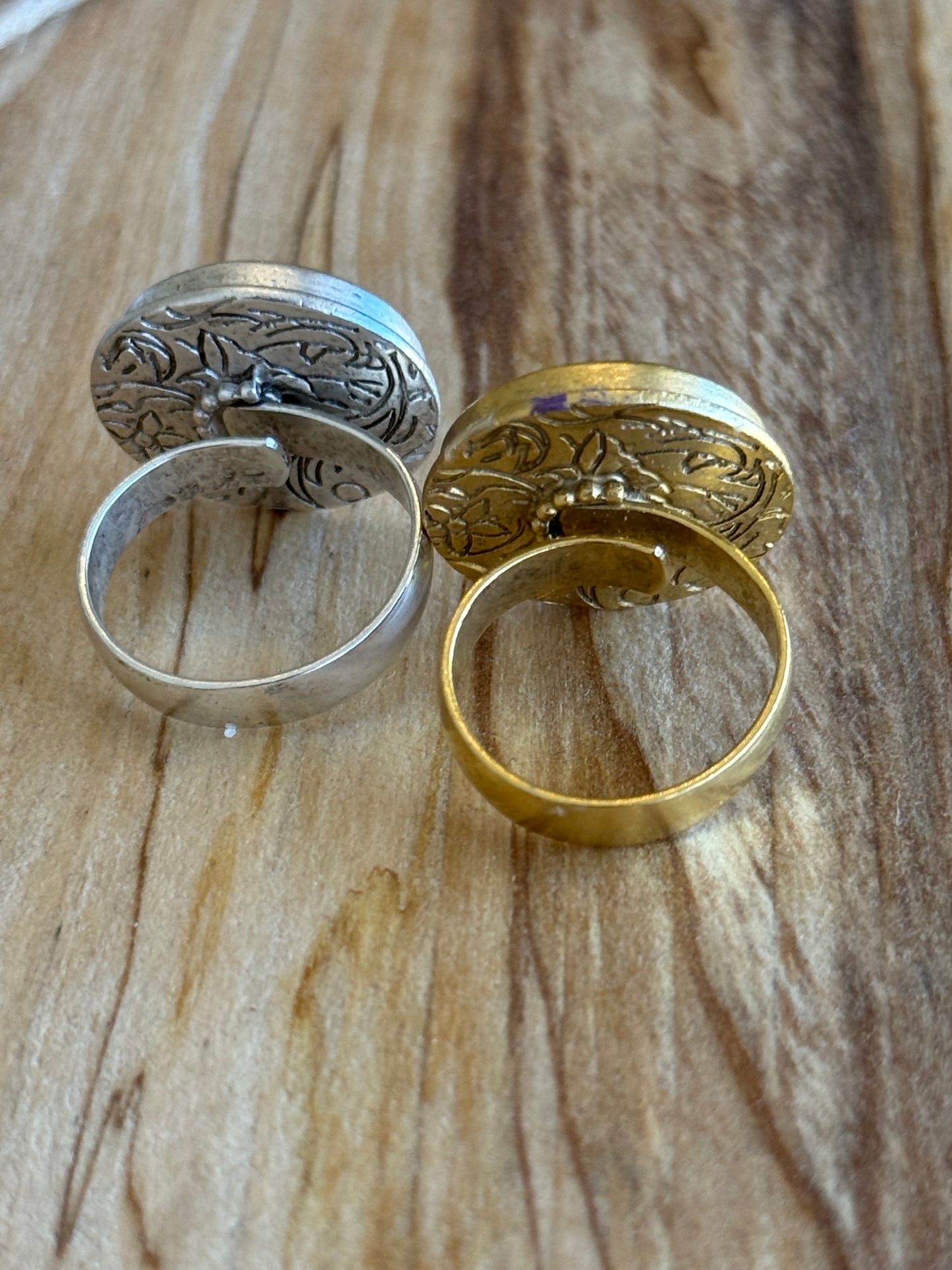 Resurrection Fern Ring, Round
