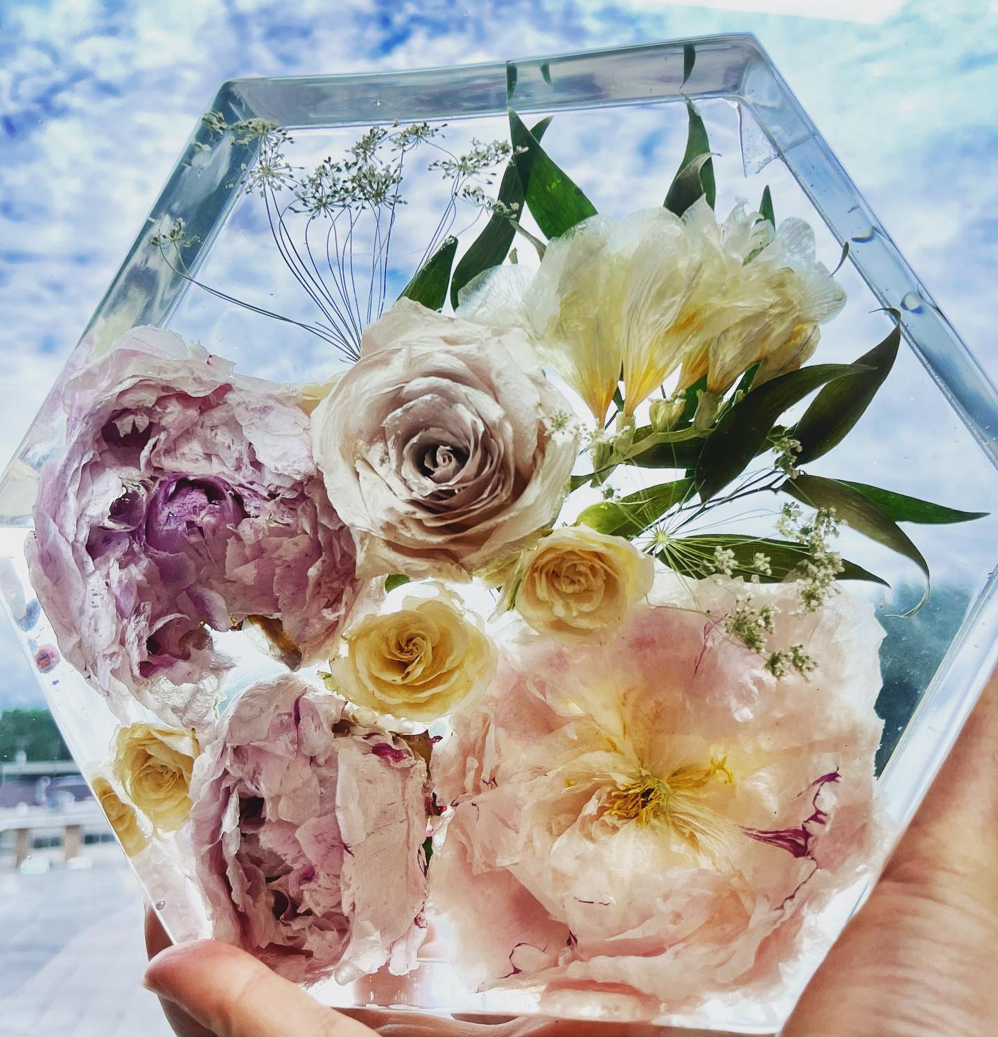Hexagonal 3D Resin Block – Roots Floral Preservation